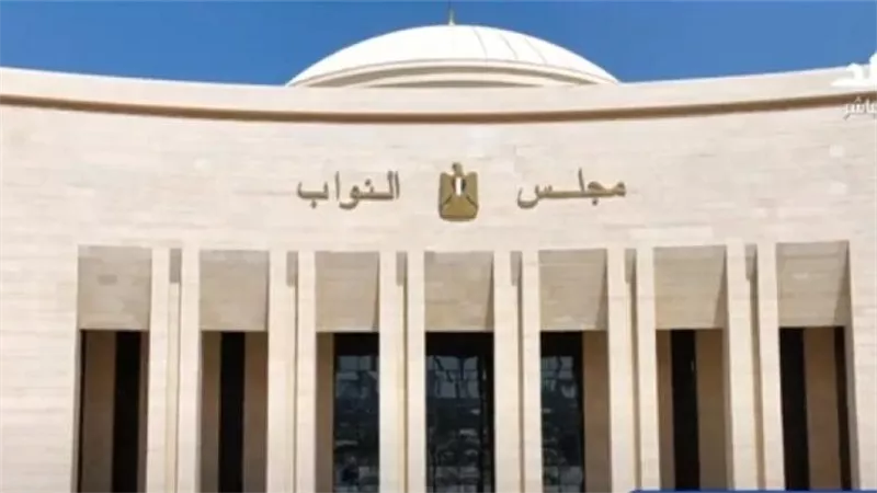 إيهاب منصور: البرلمان يناقش تعديلات قانون الإيجار في حوار مجتمعي شامل