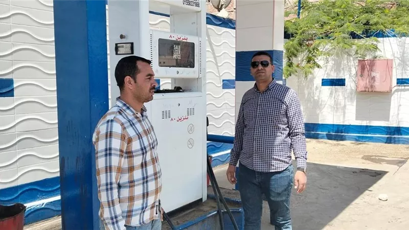محافظ أسيوط: حملات رقابية موسعة وسحب عينات من المواد البترولية |صور