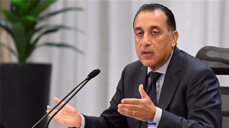بعد قليل... مؤتمر صحفى لرئيس الوزراء على الهواء عقب انتهاء زيارته للغربية 