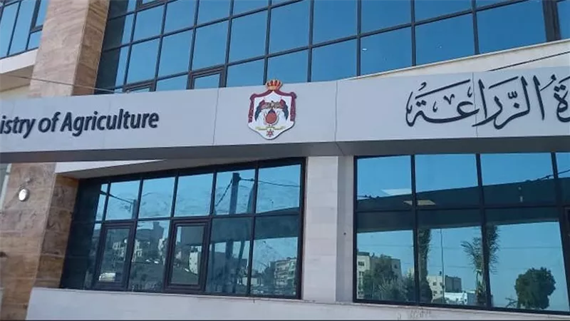 وزارة الزراعة: الدولة أولت اهتماماً بالغاً لتأهيل المزارعين لاستخدام المبيدات 