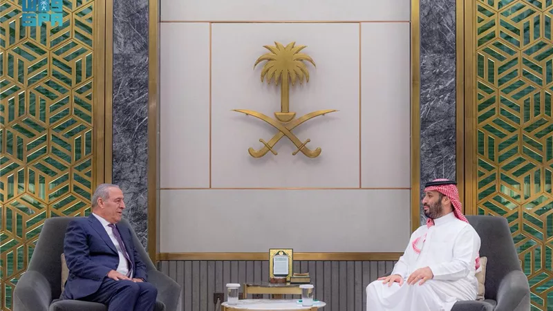 ولي العهد السعودي يستقبل نائب الرئيس الفلسطيني لبحث التطورات بالأراضي المحتلة