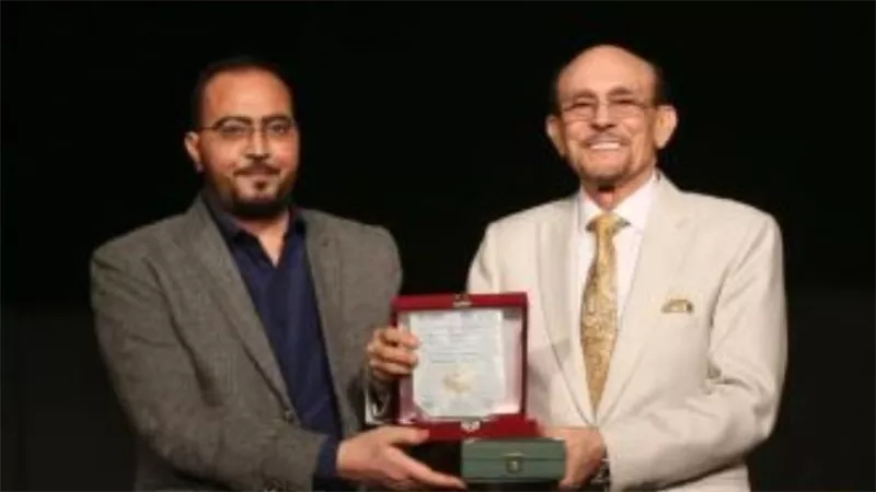 منح محمد صبحي جائزة ملهم الدولية ووسام شخصية العام للفنون العربية الأصيلة