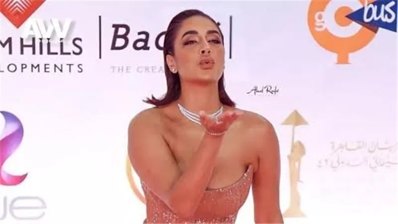 بعد تصدرها الترند.. إطلالات أنيقة للفنانة جوري بكر 