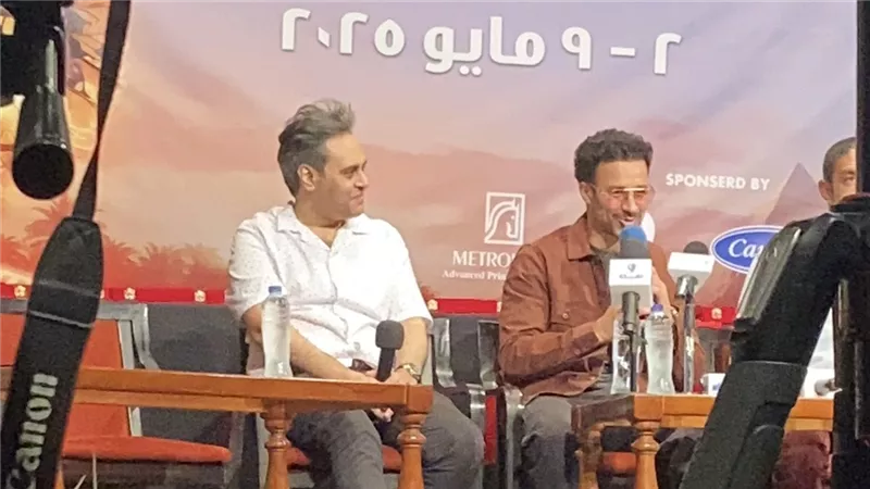 أحمد داوود: 