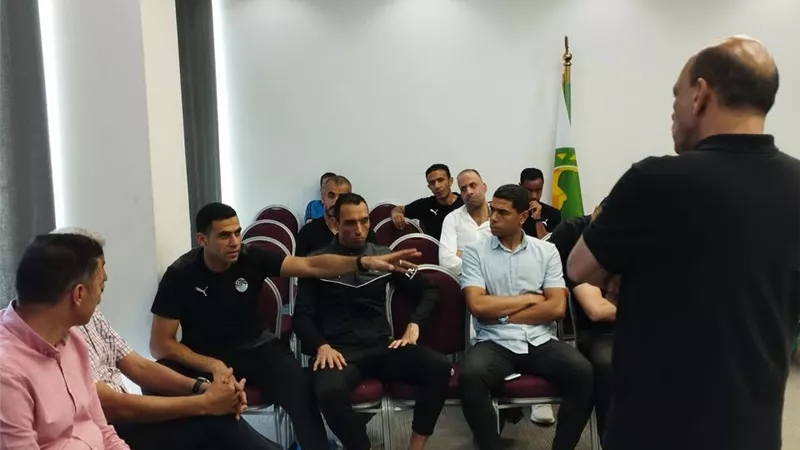 5 ملايين جنيه تُنعش جيوب الحكام.. وتجديد الثقة في أوسكار رويز