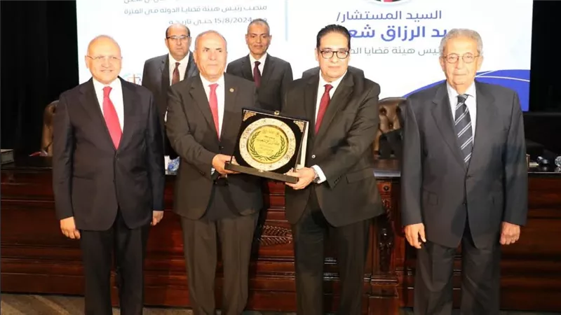 جامعة القاهرة تحتفي برؤساء الهيئات القضائية بمشاركة رئيس قضايا الدولة