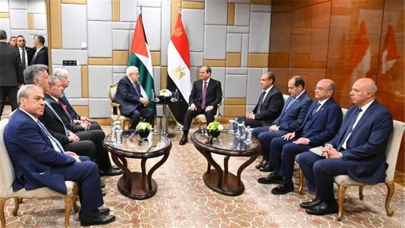 الرئيس السيسي يرحب بقرارات نظيره الفلسطيني الإصلاحية