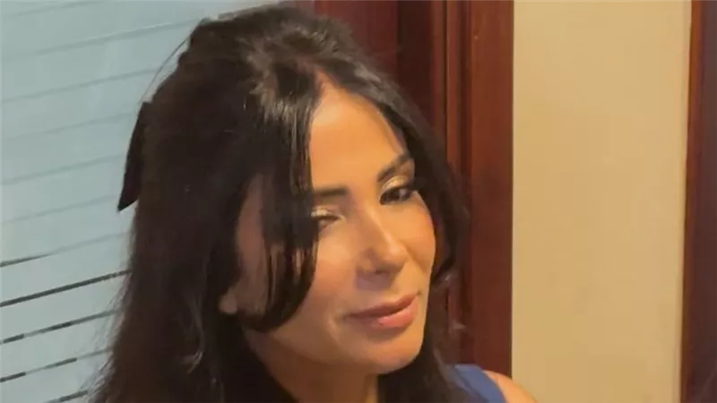 بعد تكريمها بالكاثوليكي .. منى زكي : مش أول مرة أكون هنا وأشعر بهذا الدفىء