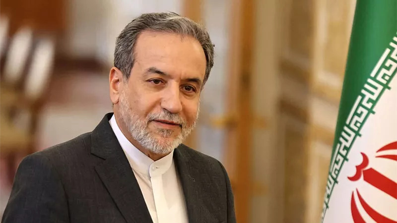 إيران تستدعي القائم بالأعمال الفرنسي احتجاجا على تصريحات وزير خارجيتها المسيئة