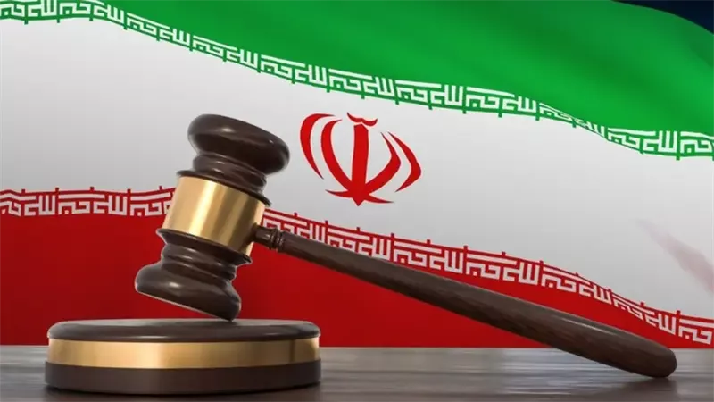 إيران: تنفيذ حكم الإعدام في حق شاب اغتصب فتاة بمحافظة سمنان
