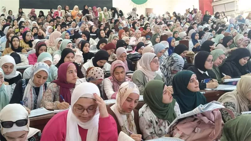 غرب الفيوم التعليمية تطلق سلسلة المحاضرات والمراجعات النهائية لطلاب الثانوية