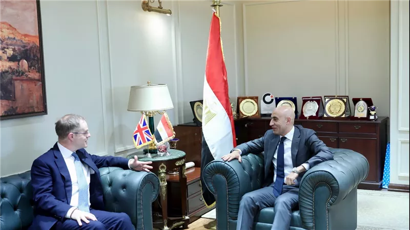 مصر والمملكة المتحدة تعززان شراكتهما في مجال التعليم وتطوير المناهج