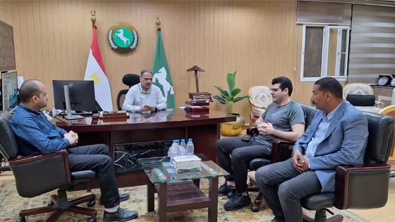 محافظ الشرقية يصدر قرارا بتكليف عمرو مصطفى رئيسا لمدينة صان الحجر القبلية
