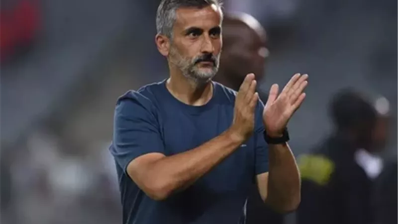 خالد الغندور: ريفيرو سيوقع عقود الأهلي فور وصوله إلى القاهرة