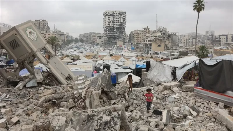 الدفاع المدني بغزة: مصابون في قصف إسرائيلي استهدف بلدة عبسان بخان يونس