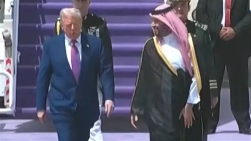 10 مليارات دولار لمدة 5 سنوات..استثمارات الذكاء الاصطناعي الأمريكية بالسعودية 