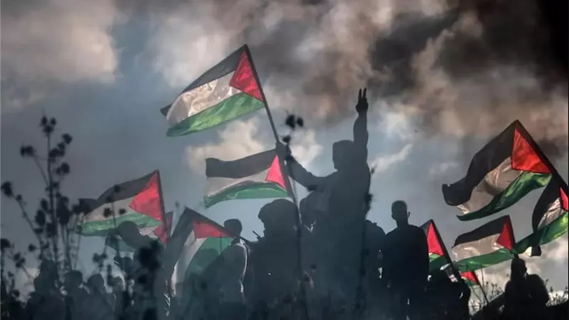 حماس: مستعدون لبدء مفاوضات لوقف إطلاق النار وإعادة إعمار غزة