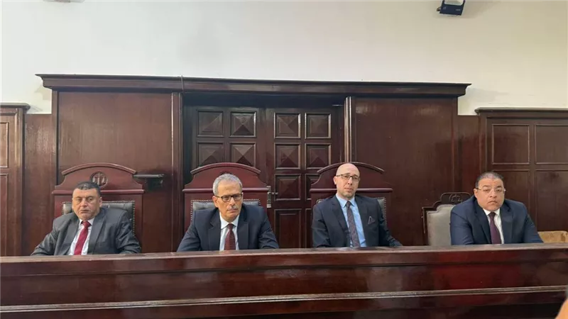 تأجيل محاكمة شخصين لاتهامها بقتل آخر وسرقة سيارتة بالدقهلية 