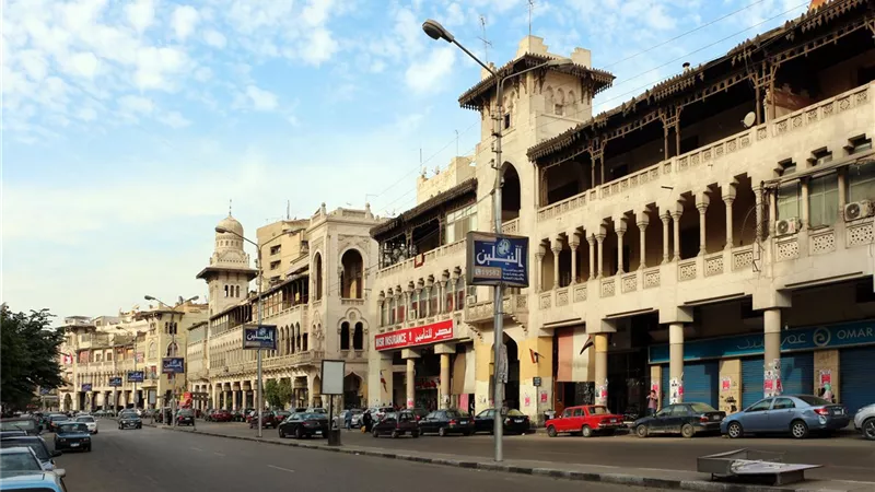 التنمية المحلية تبحث إعادة المظهرالحضاري لشوارع مصر الجديدة