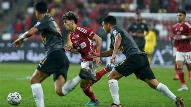 التعادل يحسم نتييجة الشوط الأول من مباراة الأهلي وسيراميكا كليوباترا في السوبر