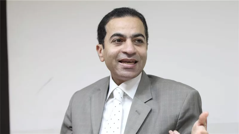 أستاذ تمويل : النمو الاقتصادي سيتجاوز 4% في 2025 .. وعجز الموازنة تحت السيطرة