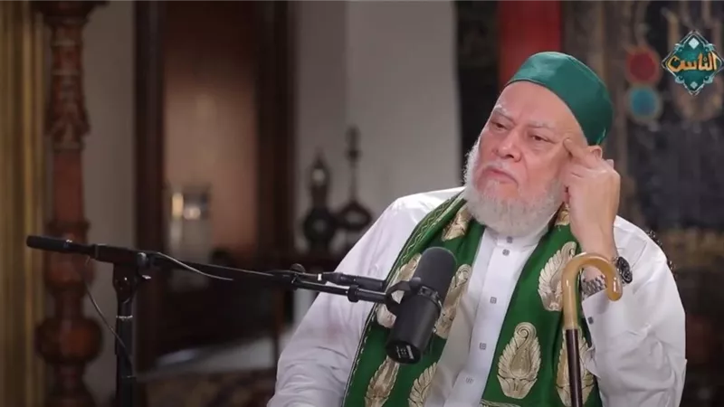الدكتور علي جمعة يرد على مدعي أن الحج بقايا عبادة وثنية