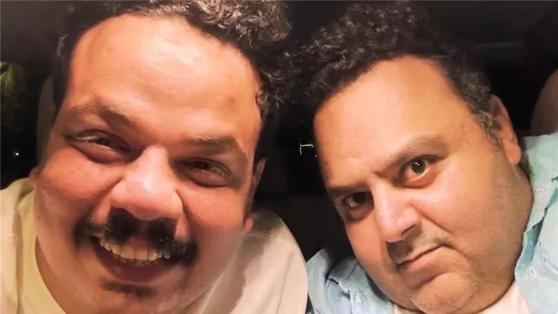ألذ واحد في مصر.. شيكو يعلق على أحدث صوره مع مصطفى غريب