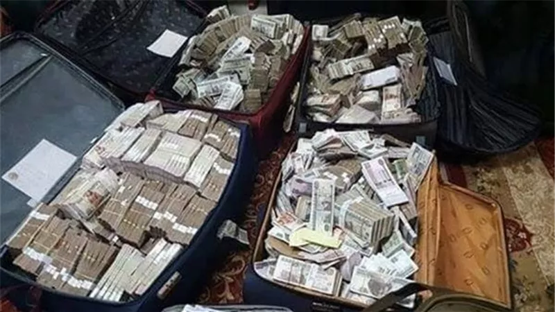 ضربة قاضية لعصابة غسيل الأموال.. ضبط 280 مليون جنيه من تجارة السموم