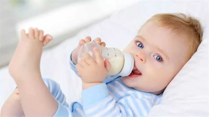 الرضع أكثر عرضة لمخاطر الحر.. نصائح مهمة لحمايتهم من ارتفاع الحرارة 