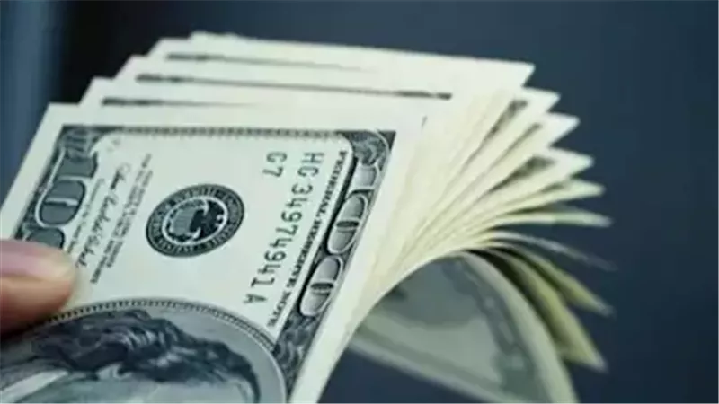  اقتصادي: معدل النمو ارتفع إلى 4.7% والتضخم هبط إلى 13.9%