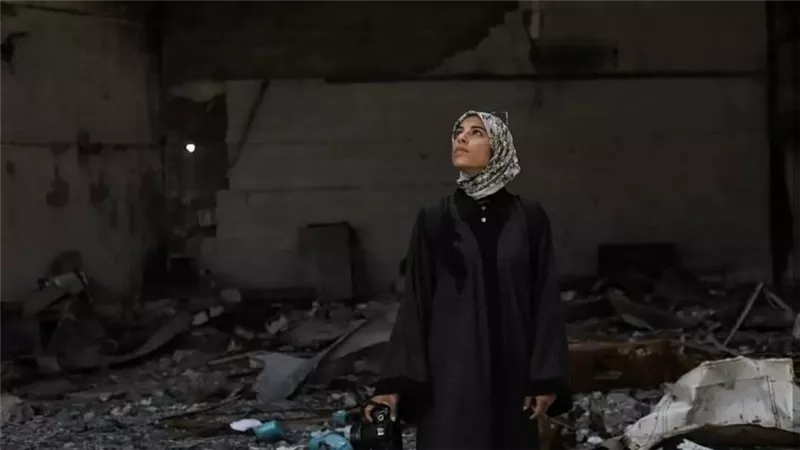 فاطمة حسونة…