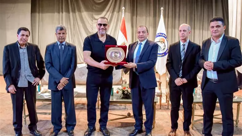 ماجد المصري يشارك في تكريم الدكتور منصور حسن بجامعة بني سويف