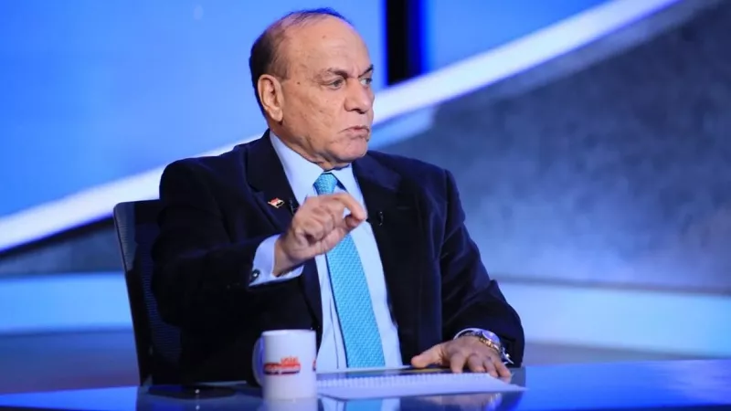أستاذ إسرائيلي يهاجم اللواء سمير فرج: «أنت تلعب بالنار »