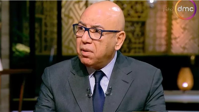 خالد عكاشة: المخرج الأمريكى سمح لـ إيران وإسرائيل بالاحتفال بالنصر 