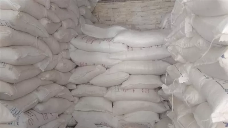 صحة القليوبية تضبط 2 طن ملح طعام متحجر وغير مطابق للمواصفات باحد مطاحن الملح ب