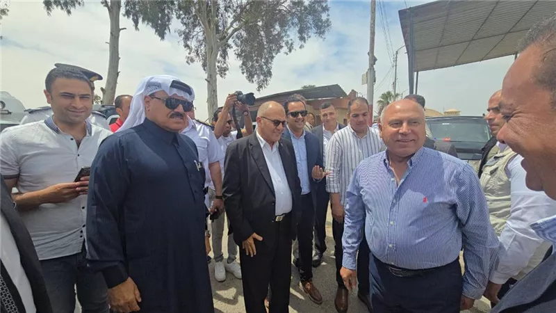 وزير النقل يتفقد أعمال تنفيذ مشروع قطار سيناء 