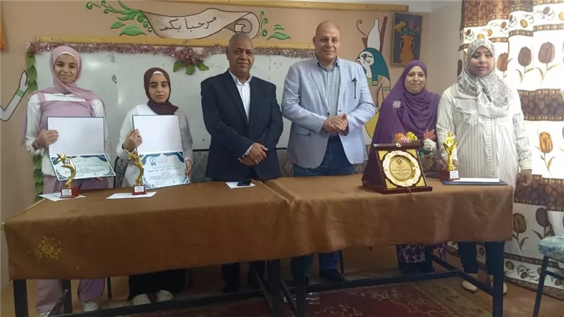 انجازات جديدة.. تعليم قنا يحرز ثالث الجمهورية في الرائد المثالي
