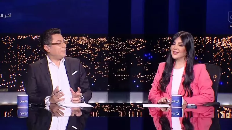 نقاش بين خالد أبو بكر وراغدة شلهوب حول معايير القبول في المجتمع|فيديو
