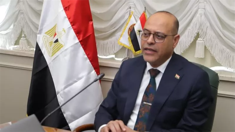 وزير العمل: تدريب 30 إمرأة بالمنوفية على «الخياطة والتطريز»
