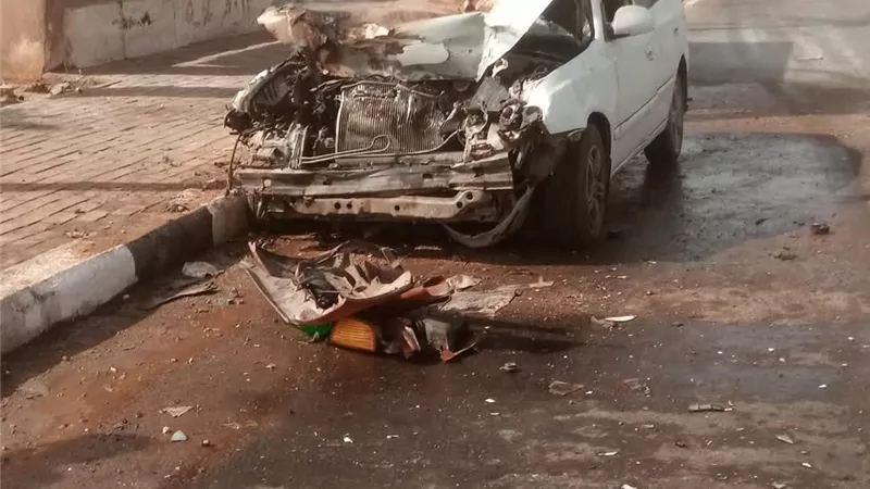 أحدهم اشتعلت.. تفاصيل  تصادم 4 سيارات بطريق السويس