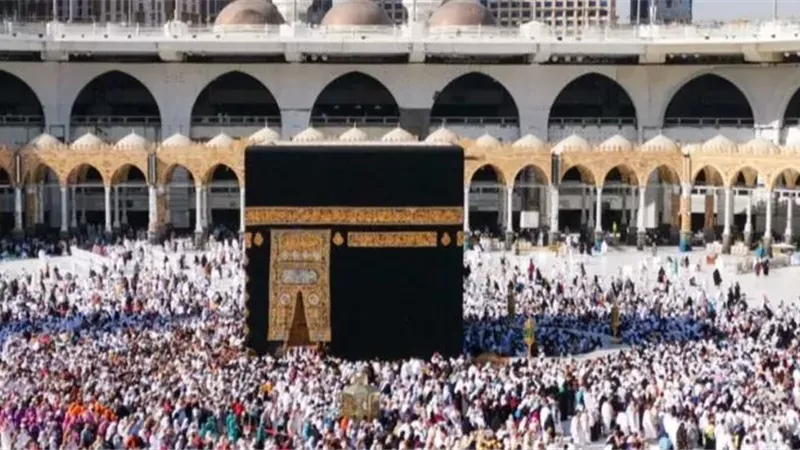 بث مباشر.. شعائر صلاة الجمعة اليوم من الحرمين الشريفين