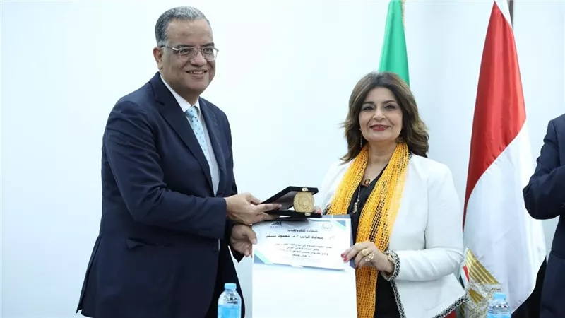 حنان يوسف تطلق أولى مناقشات 