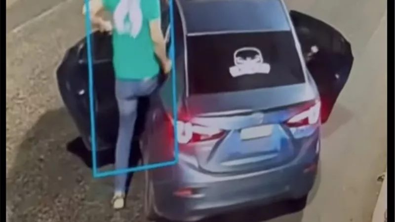 جهود لضبط المتهمين برشق معرض سيارات بالحجارة من أعلى كوبرى أحمد عرابى 