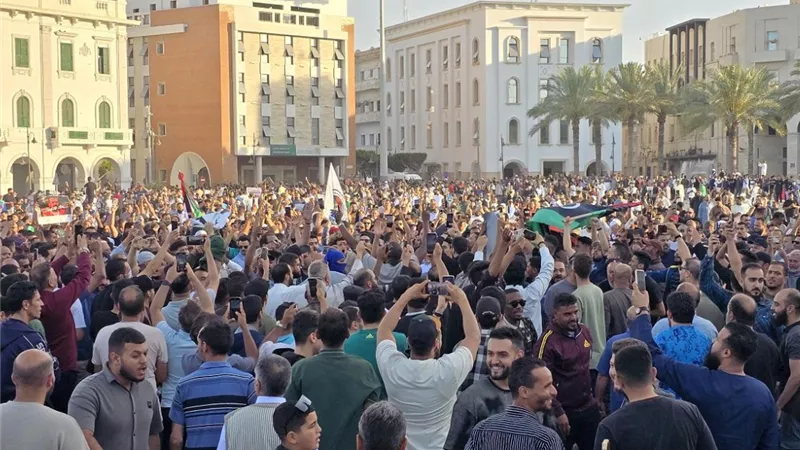 عودة الهدوء إلى طرابلس بعد موجة من العنف الدموي فى ليبيا