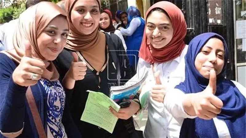 لطلاب الثانوية العامة 2025.. كيف تستخدم الذكاء الاصطناعى فى المذاكرة؟ 